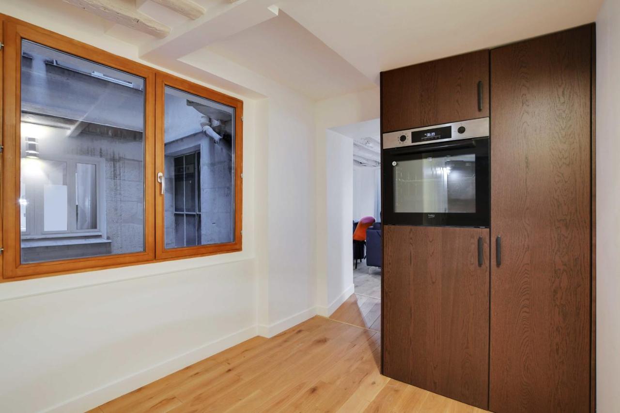 Joyful Apartment - 2Br-6P - Louvre-Rivoli Paris Bagian luar foto